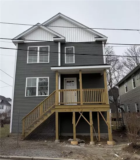 90 Berkshire St, Providence, RI 02908
