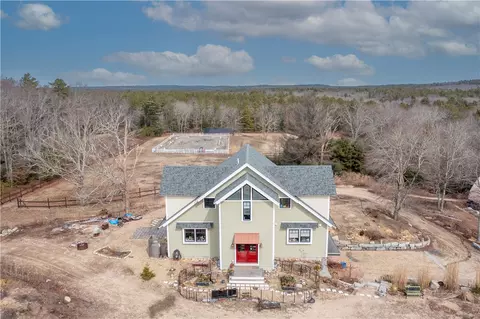 224 Greenhouse Rd, Coventry, RI 02827