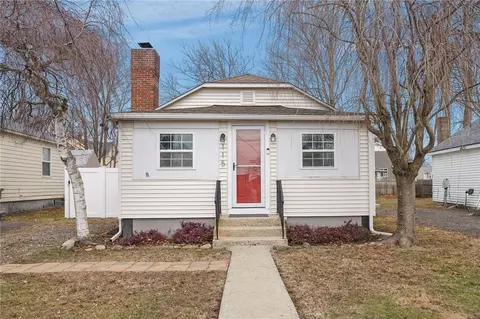 115 Samuel Gorton Ave, Warwick, RI 02889