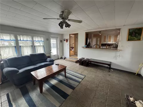 Living - 15 Link St, Warwick, RI 02886 photo 5 of 9