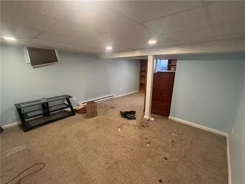 Living - 15 Link St, Warwick, RI 02886 photo 8 of 9