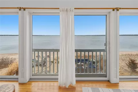 View/Area - 360 Shawomet Ave, Warwick, RI 02889 photo 2 of 8