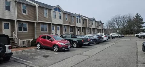 3399 Post Rd #20, Warwick, RI 02886