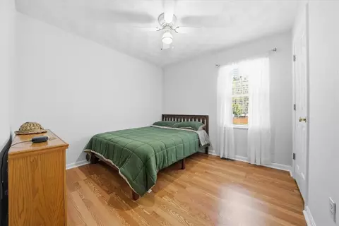 Bedroom - 23 Moss Ln, Coventry, RI 02816 photo 4 of 7