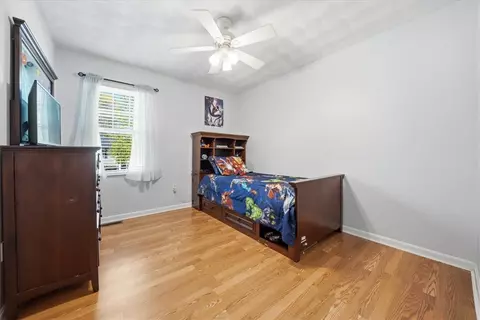Bedroom - 23 Moss Ln, Coventry, RI 02816 photo 6 of 7