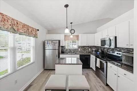 Kitchen - 23 Moss Ln, Coventry, RI 02816 photo 2 of 3