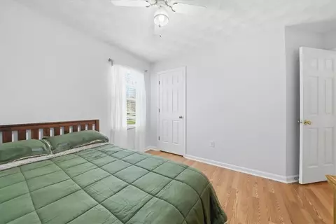Bedroom - 23 Moss Ln, Coventry, RI 02816 photo 5 of 7
