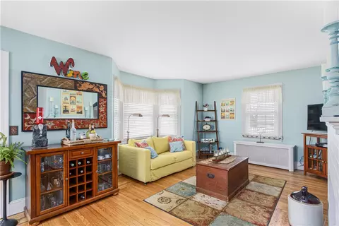 57 Peckham Ave, North Providence, RI 02908