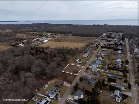 0 Daytona Ave, Narragansett, RI 02882