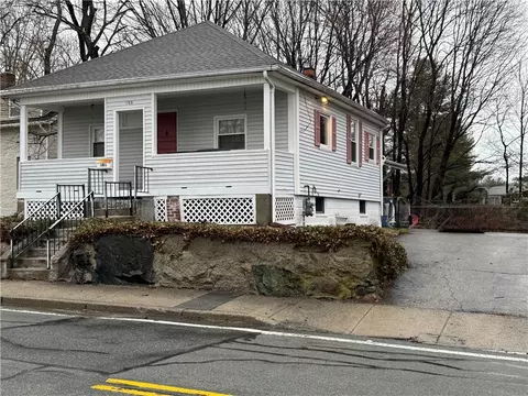 165 Borden Ave, Johnston, RI 02919