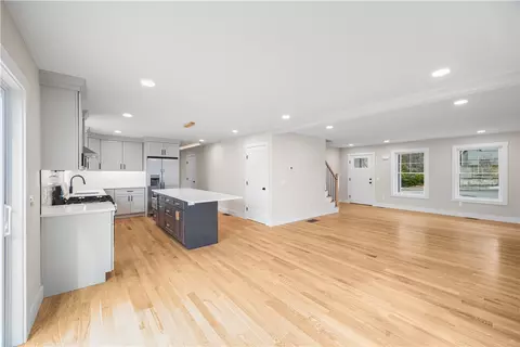 Living - 89 St Agnes Ave, Woonsocket, RI 02895 photo 4 of 4