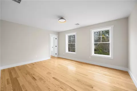 Bedroom - 89 St Agnes Ave, Woonsocket, RI 02895 photo 3 of 5