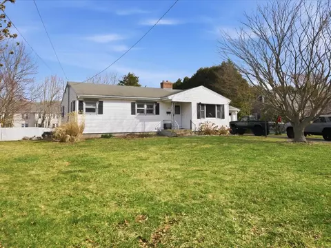 Exterior - 21 North Dr, Westerly, RI 02891 photo 3 of 6