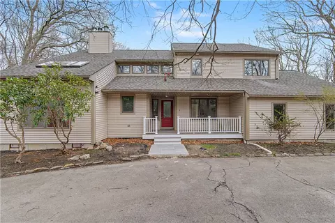 26 Trout Brook Ln, Scituate, RI 02831