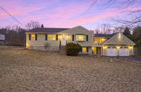 554 Joslin Rd, Burrillville, RI 02830