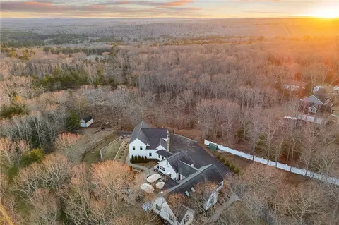 105 Stubble Brook Rd, West Greenwich, RI 02817