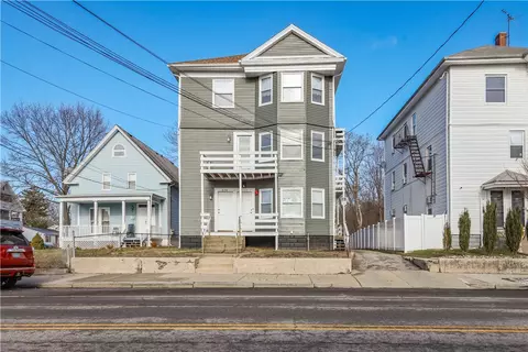 538 Power Rd, Pawtucket, RI 02860