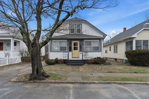 44 Holburn Ave, Cranston, RI 02910