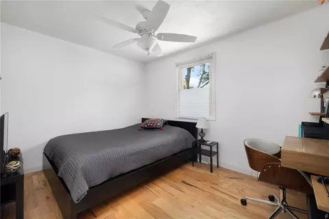 Bedroom - 25 Webb Ave, Warwick, RI 02889 photo 3 of 6