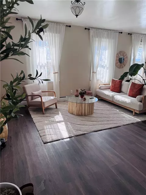 Living - 115 Irving Rd, Warwick, RI 02888 photo 3 of 3