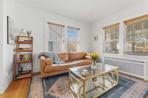 Living - 68 Packard Ave, Warwick, RI 02886 photo 1 of 2