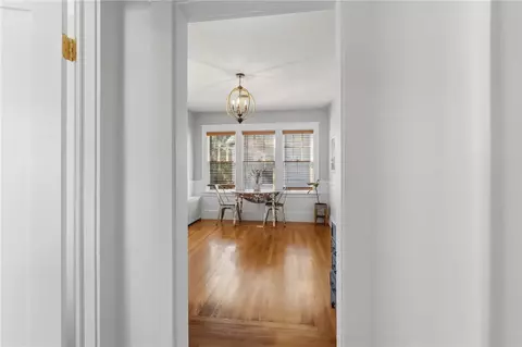 Entry Way - 68 Packard Ave, Warwick, RI 02886 photo 2 of 3