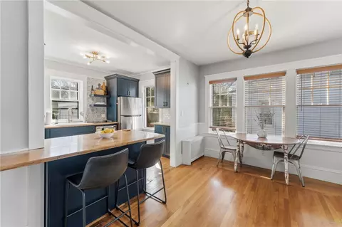 Dining - 68 Packard Ave, Warwick, RI 02886 photo 3 of 4