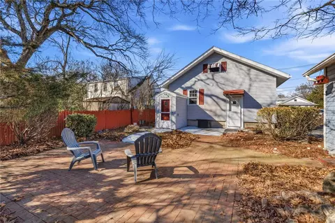 Exterior - 68 Packard Ave, Warwick, RI 02886 photo 4 of 7