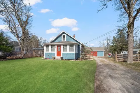275 Usquepaugh Rd, West Kingston, RI 02892