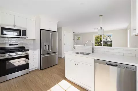 Kitchen - 73 Pinehurst Ave, Warwick, RI 02889 photo 6 of 6