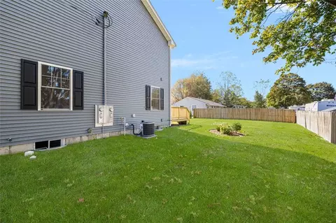 Exterior - 73 Pinehurst Ave, Warwick, RI 02889 photo 10 of 10