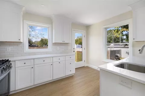 Kitchen - 73 Pinehurst Ave, Warwick, RI 02889 photo 1 of 6