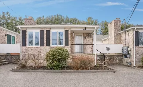 52 Hawthorne St #7, North Providence, RI 02904