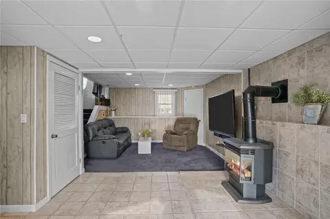 Other - 39 Gateway Ct, Warwick, RI 02889 photo 8 of 13