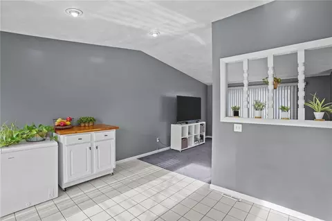 Other - 39 Gateway Ct, Warwick, RI 02889 photo 2 of 13