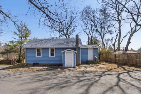 Exterior - 311 Arnold Rd, Coventry, RI 02816 photo 3 of 8