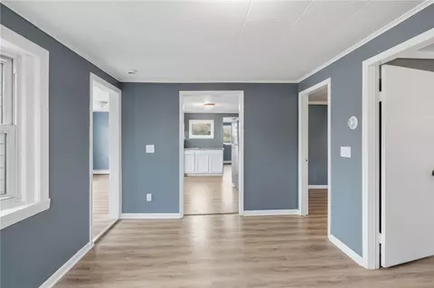 Entry Way - 311 Arnold Rd, Coventry, RI 02816 photo 3 of 5