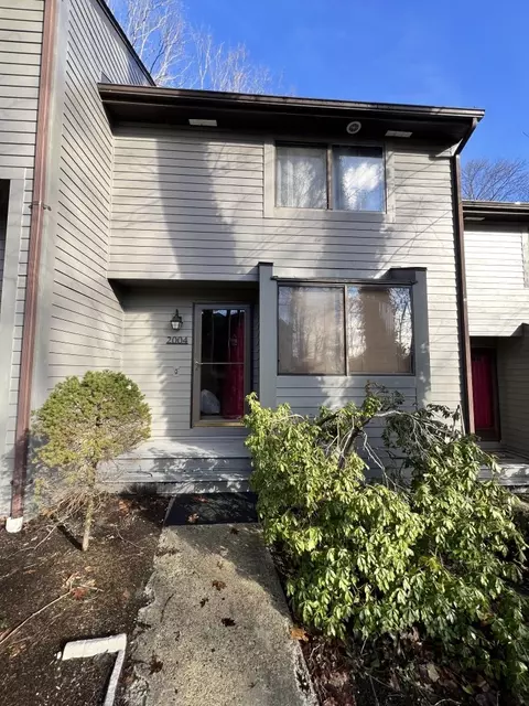 5 Wake Robin Rd #2004, Lincoln, RI 02865