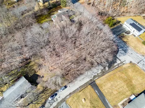 0 Mendon Rd, North Smithfield, RI 02896