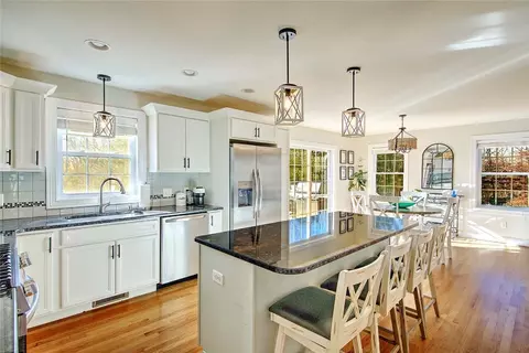 58 Clearview Dr, Richmond, RI 02892