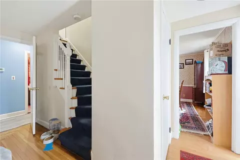 Entry Way - 37 Knowles Dr, Warwick, RI 02888 photo 4 of 4
