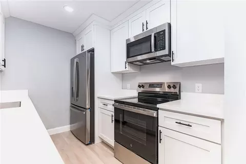 Kitchen - 17 Apache Dr #G, Westerly, RI 02891 photo 1 of 3