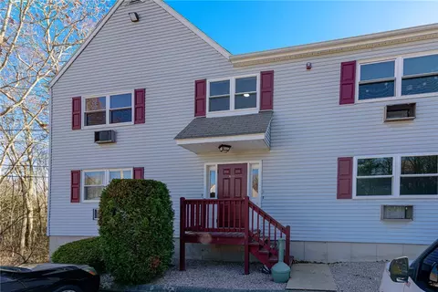 17 Apache Dr #G, Westerly, RI 02891