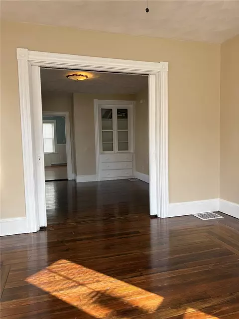 Living - 551 Wood Ave, Woonsocket, RI 02895 photo 1 of 2