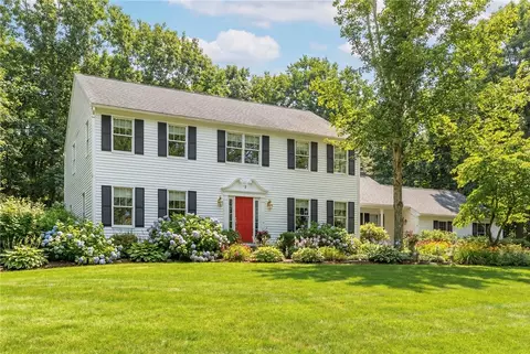147 Francis Horn Dr, Kingston, RI 02881