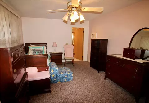 Bedroom - 73 Byron Blvd, Warwick, RI 02888 photo 2 of 3