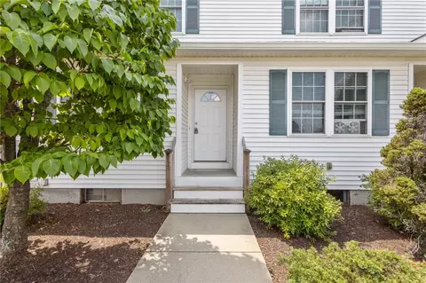 148 Samuel Ave, Pawtucket, RI 02860