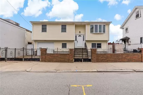 101 Gooding Street St, Pawtucket, RI 02860