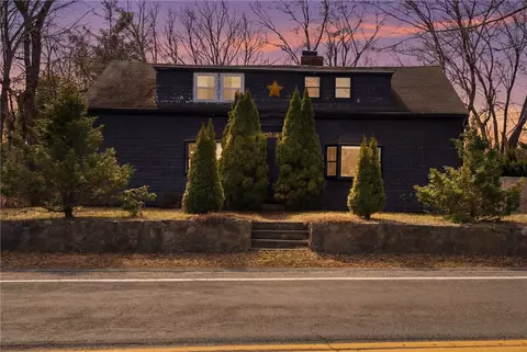 237 Spring St, Hope Valley, RI 02832