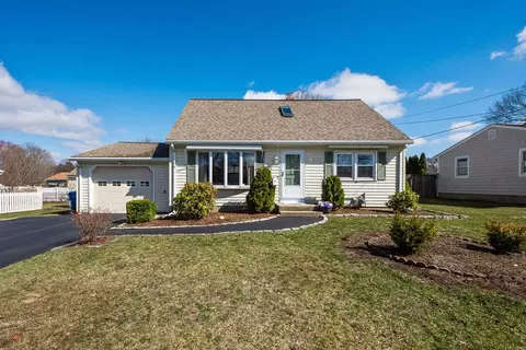 173 Weeden Dr, East Greenwich, RI 02818